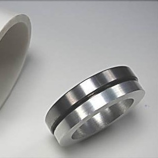 Good price SAE52100/GCr15 /100Cr6 /SUJ2 НОСЯ СТАЛЬНУЮ ТРУБКУ нося поверхность безшовной трубки стали углерода мелкую Decarburized онлайн